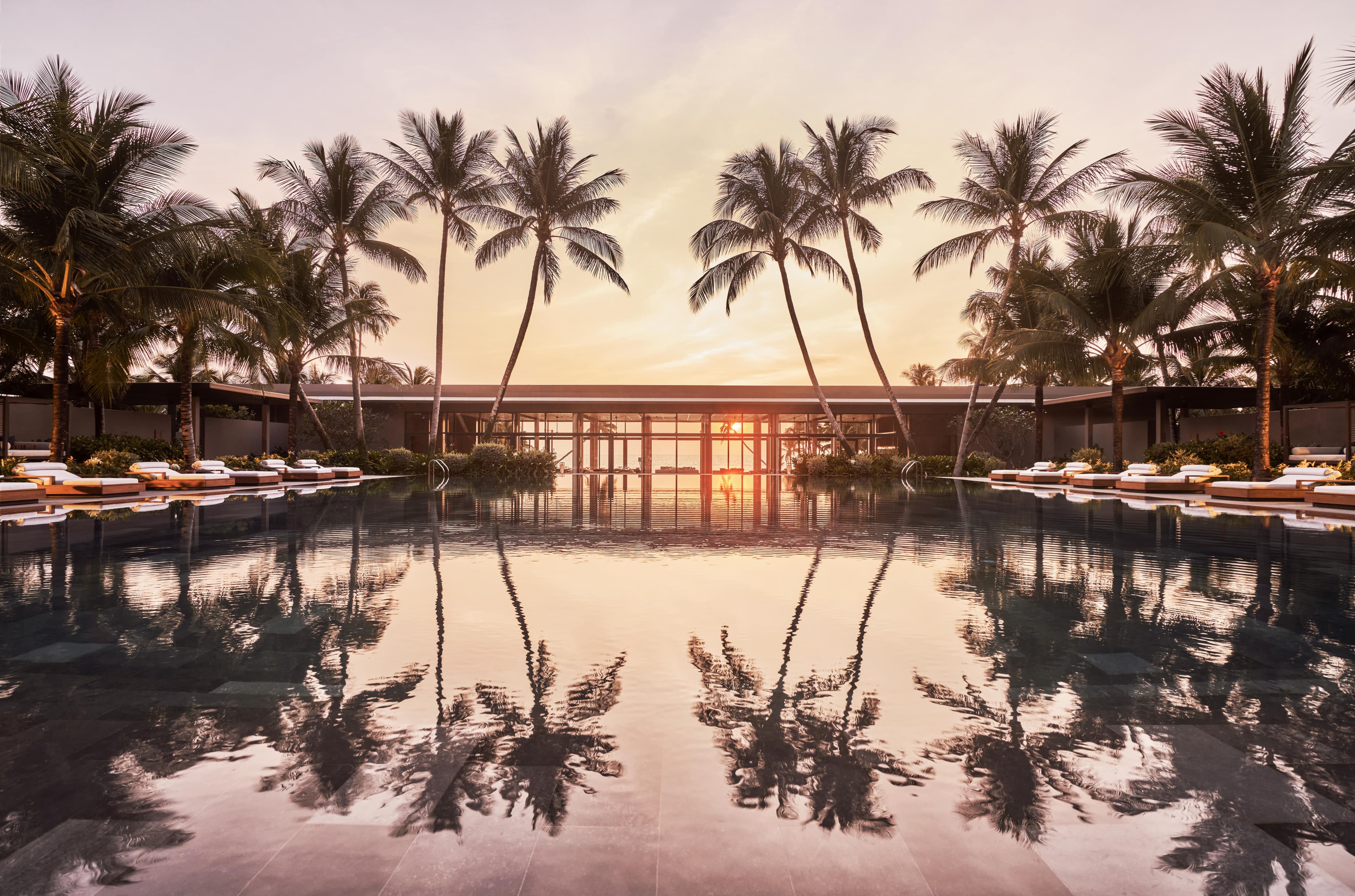 Sirevaag Travel Exclusive Pool Sanctuary